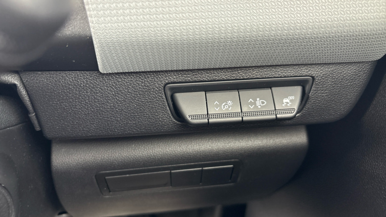 Nissan Townstar L1 Petrol 1.3 Tekna Van